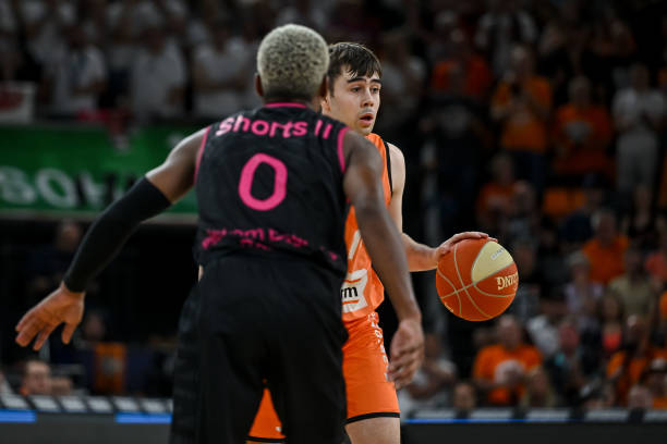 再次成为他 再次成为他