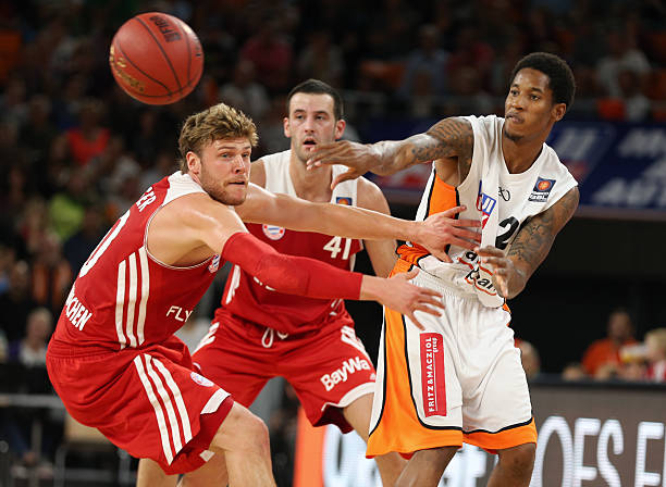 以及后场的 以及后场的