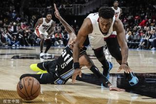 及篮下突破 及篮下突破